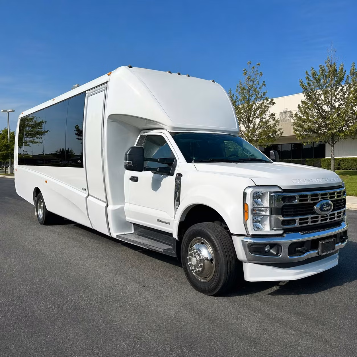 18 passenger minibus