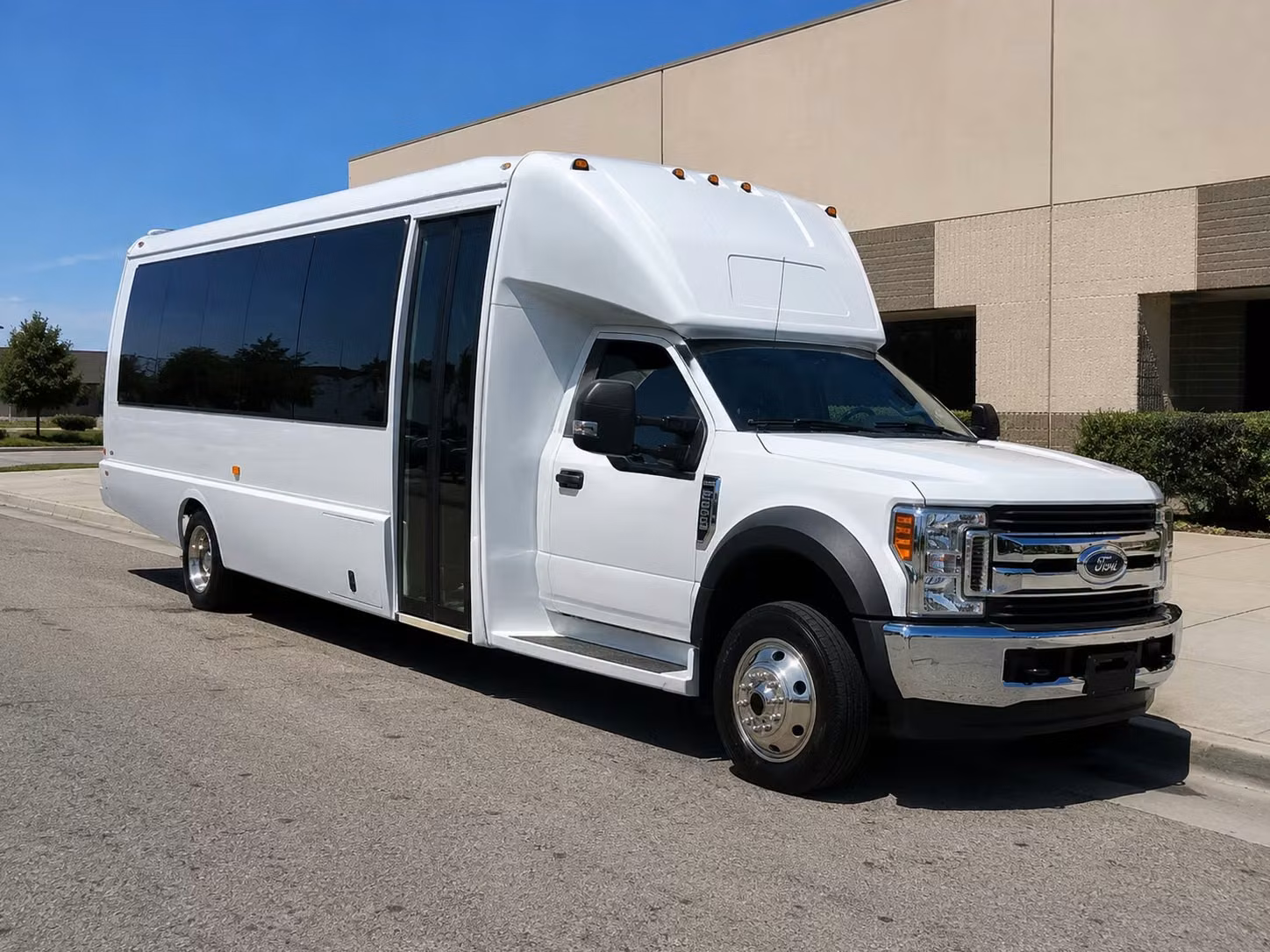 20 passenger minibus