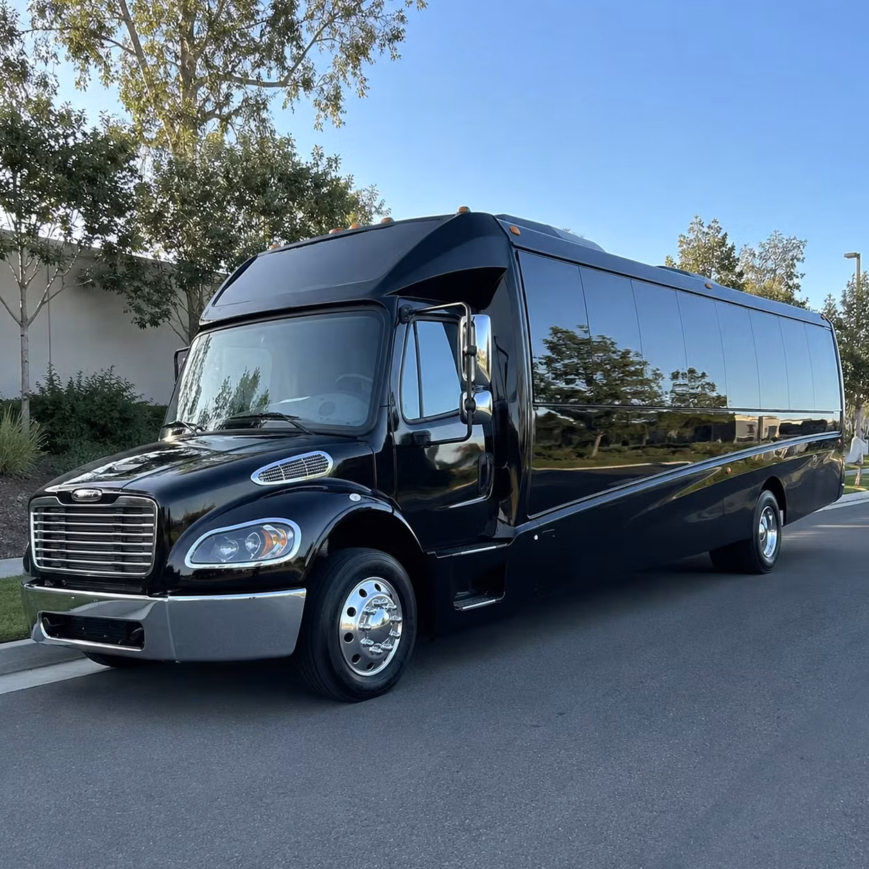 25 passenger minibus