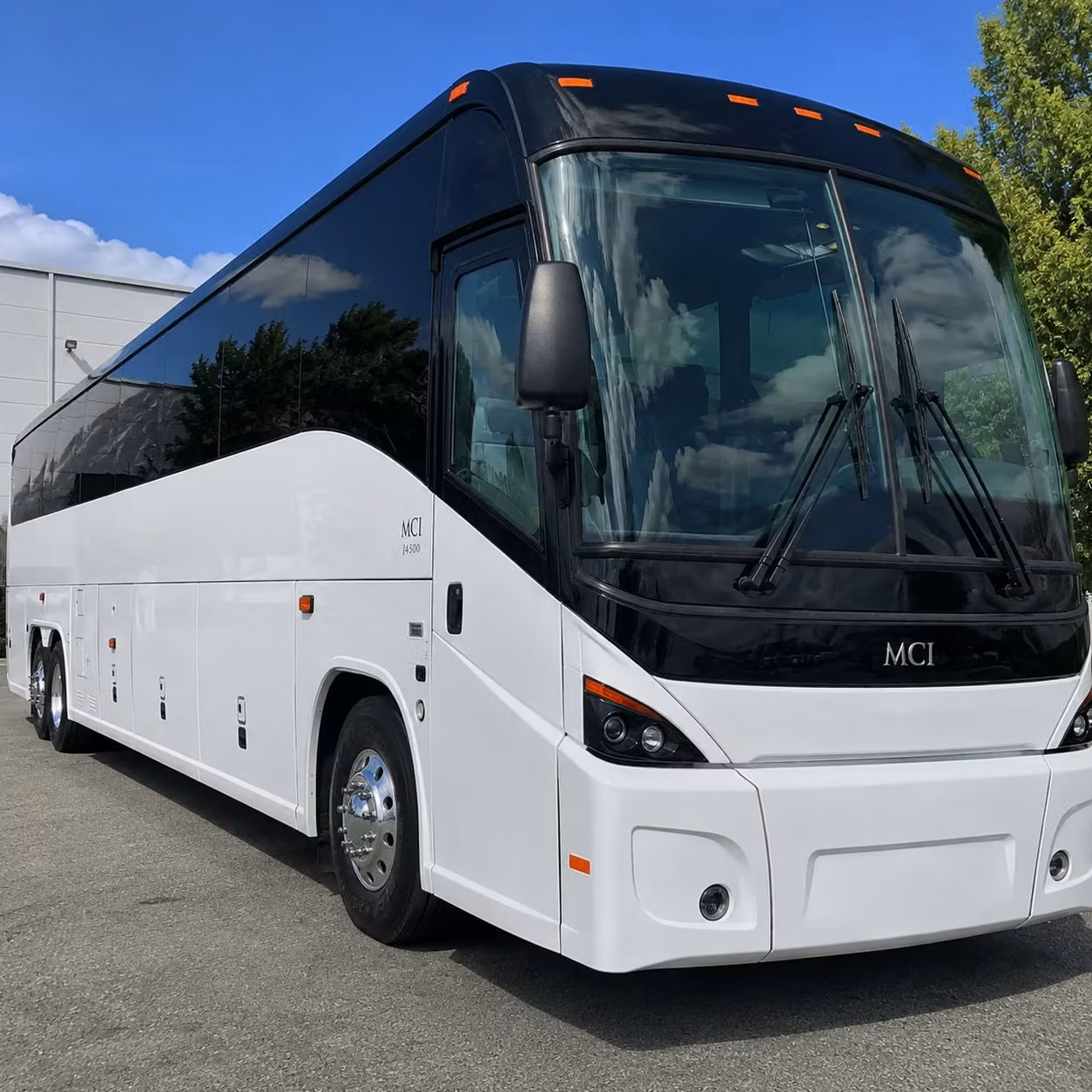 corporate groups and convention attendees love pawtucket airport shuttle service