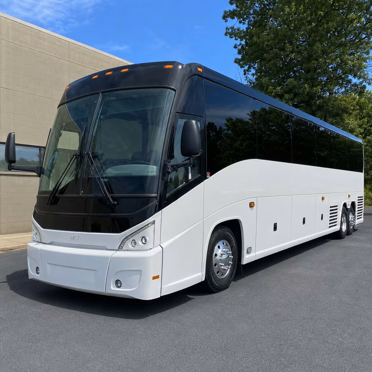 multi day bus rentals for pawtucket corporate groups and conference travel