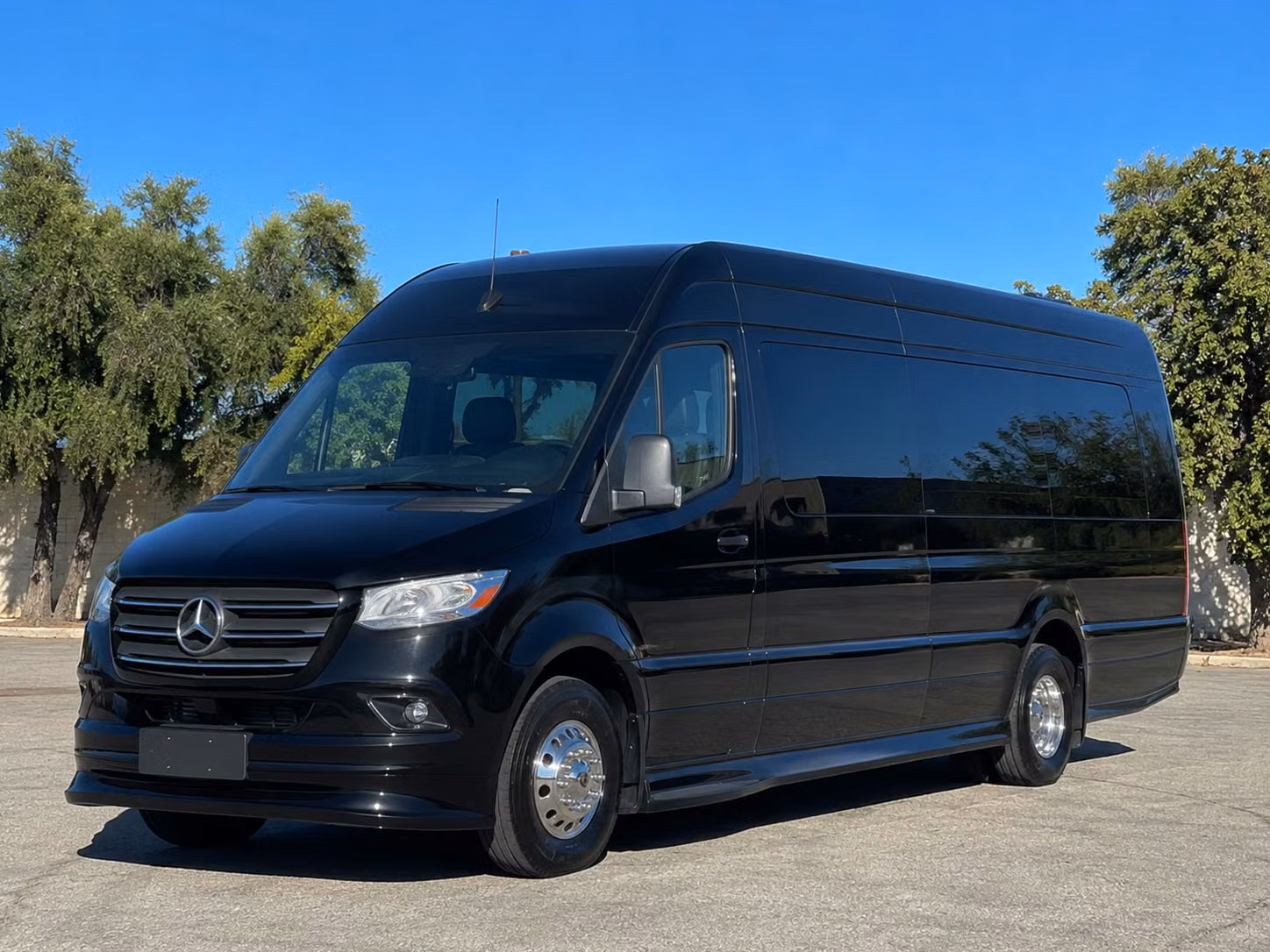 transportation serving pawtucket and nearby cities